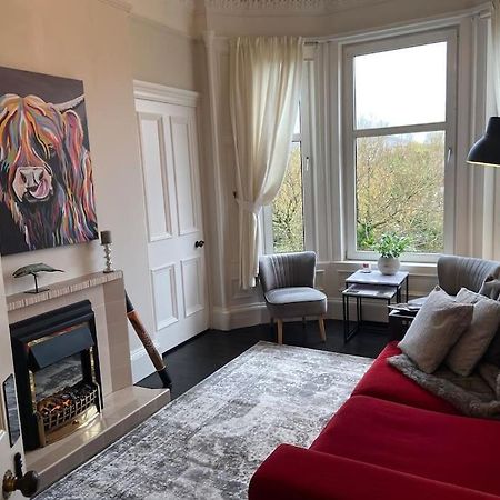 Beautiful Traditional Flat In The Center Of Largs. ภายนอก รูปภาพ